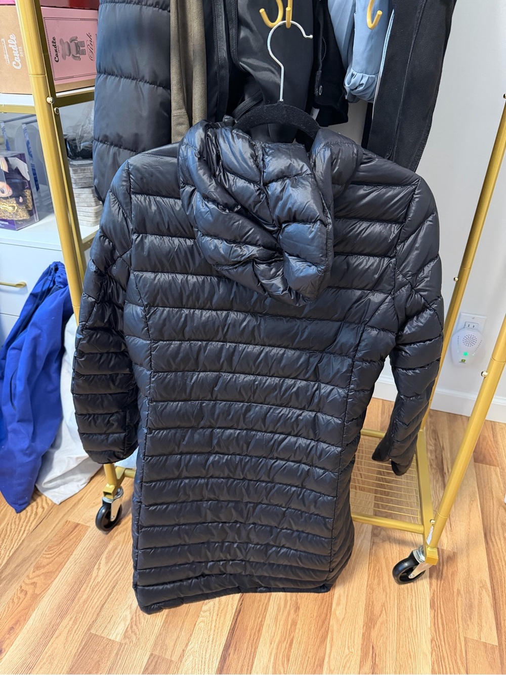 Aritzia the foundation puffer packable jacket size small - Picture 4 of 6